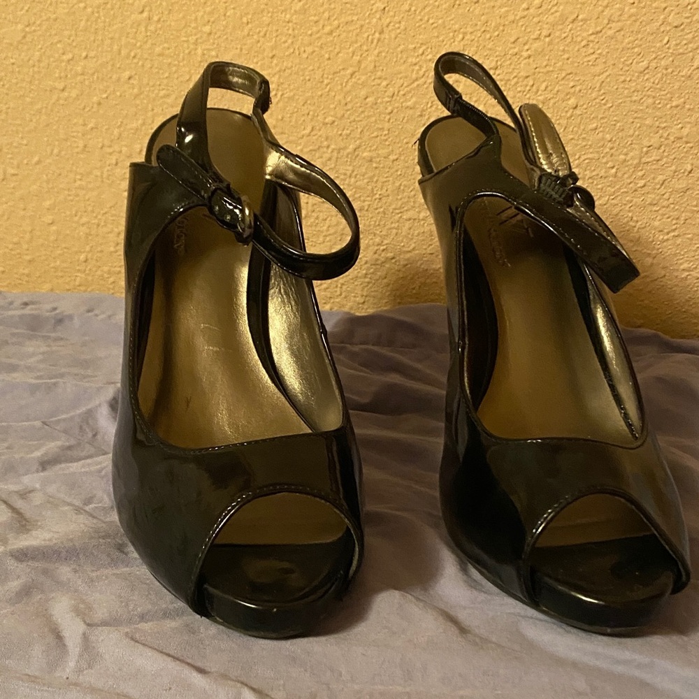 Worthington Glossy Black Peep-Toe Heels